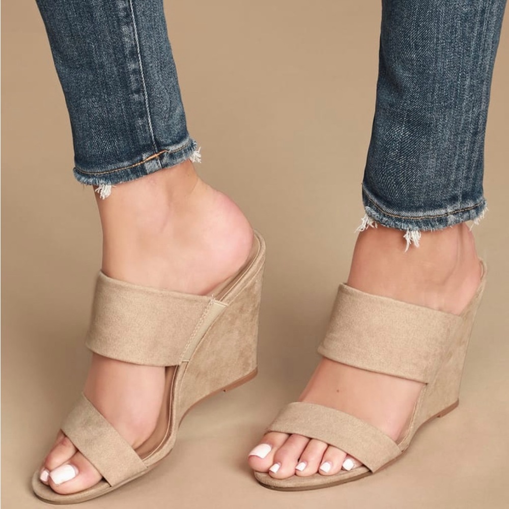 Lulu’s Natural Suede slide on wedge sandals